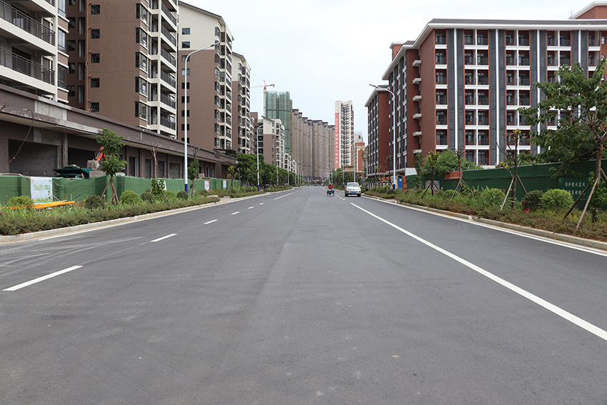 臨桂秧塘工業(yè)園秧十六路建設工程